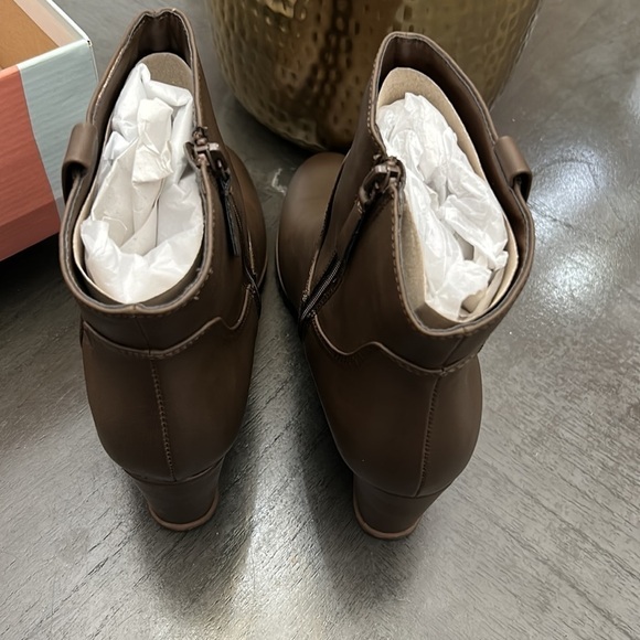 SOUL NATURALIZER Haley-West Wedge Booties - Picture 7 of 11